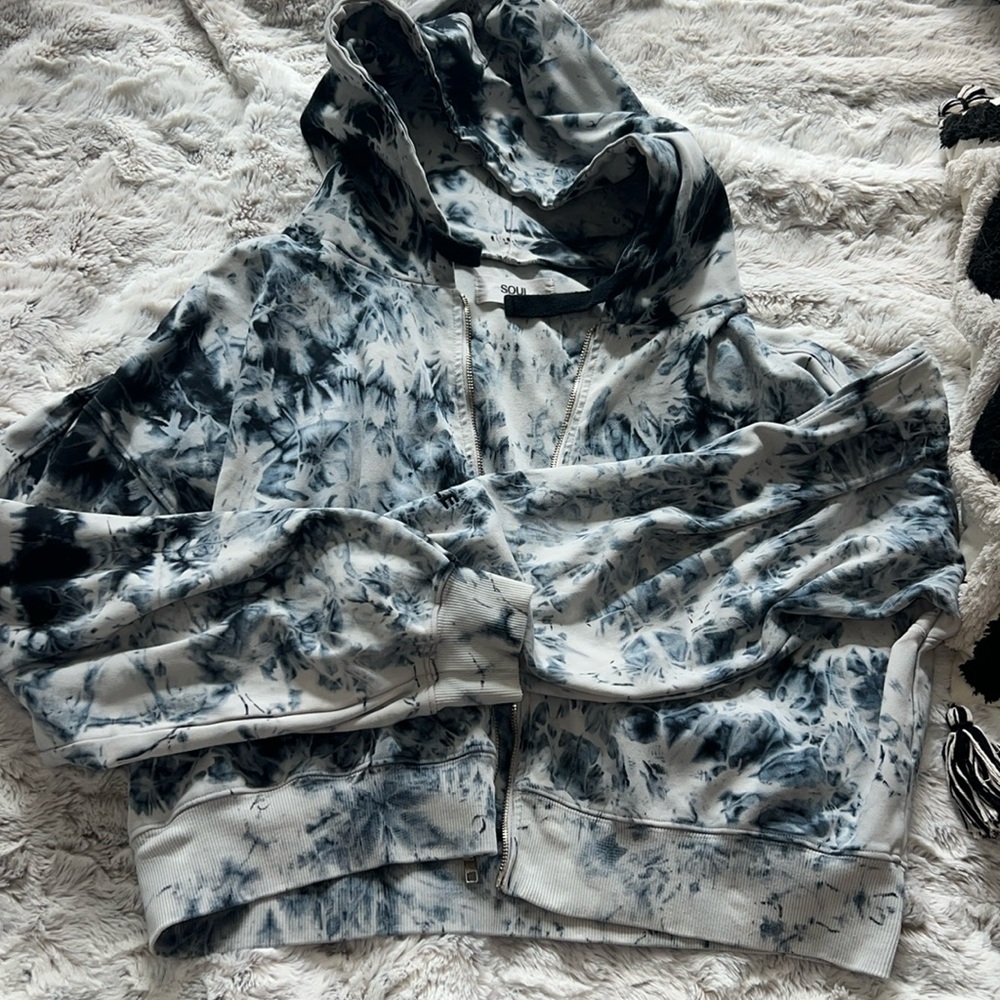 Soulcycle navy blue tie die sweatshirt